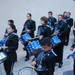 Gerade in der Dunkelheit klingen die Kapellen sehr düster. Gerade dann, wenn nur die tiefen Paukenschläge erklingen.